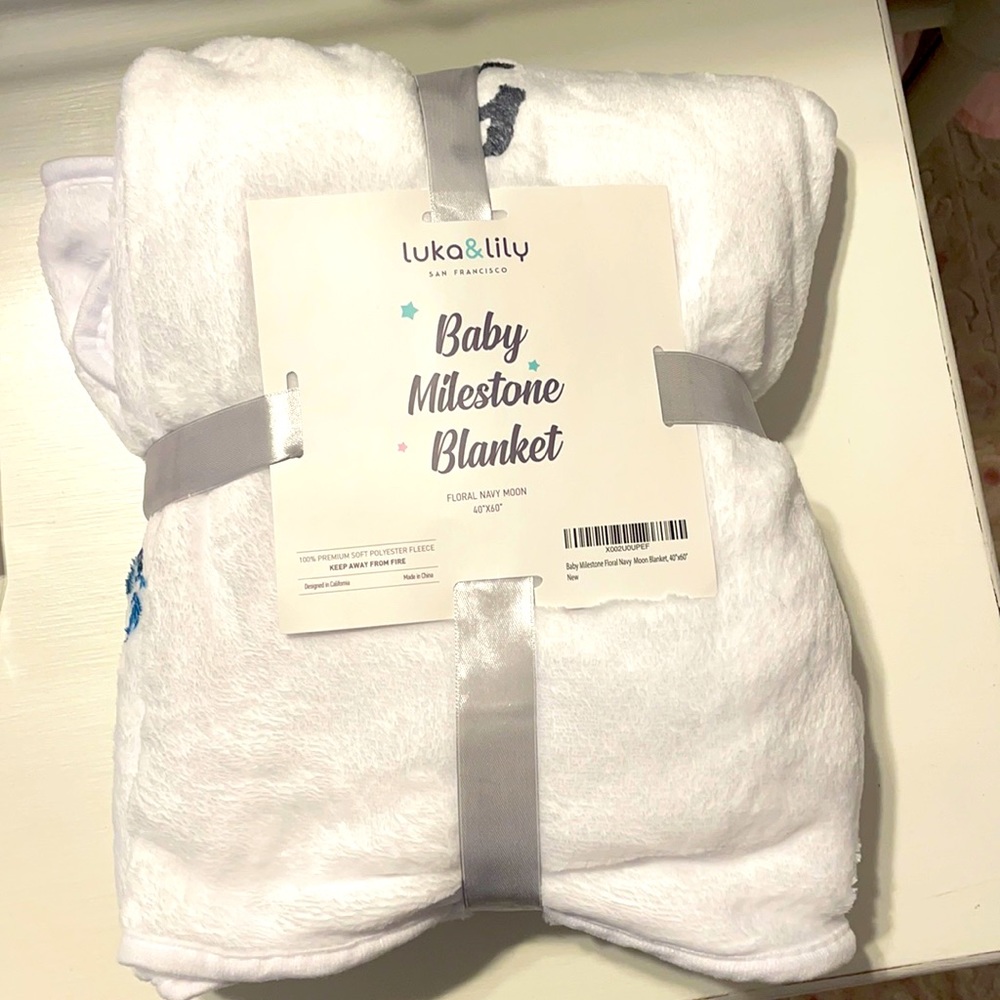 Luka&Lily Baby Milestone Floral Navy Moon Blanket
